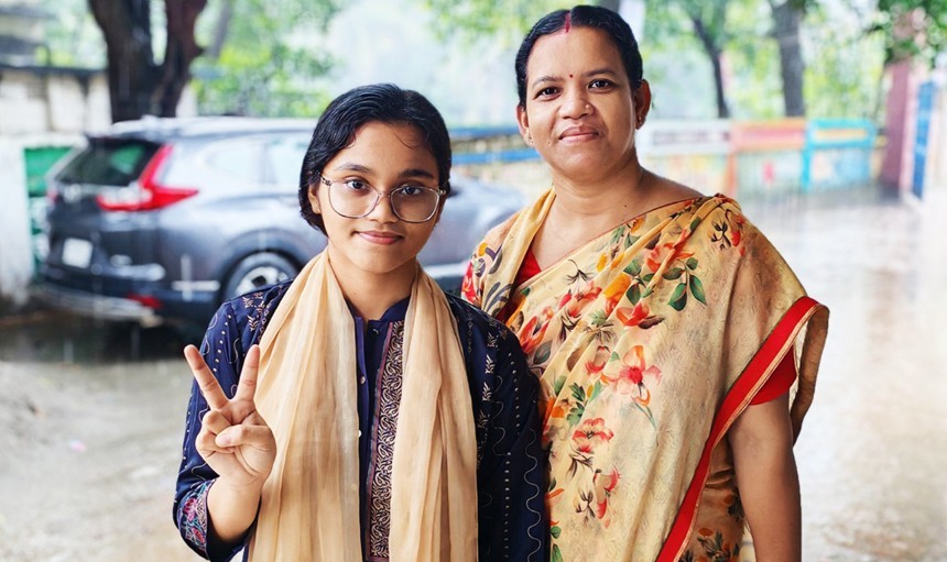 এসএসসিতে কুমিল্লা বোর্ডে ১৩০০ নম্বরের মধ্যে ১২৬৪ পেয়ে প্রথম অনামিকা দেবনাথ